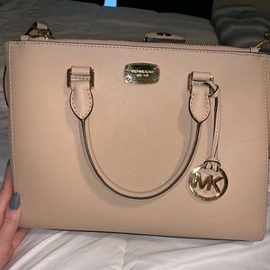 MK purse with matching wallet